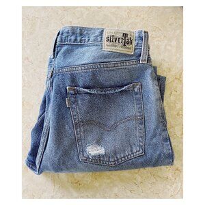 Levi's Silvertab '94 Baggy Sz 32x31 Light Wash Distressed Jeans